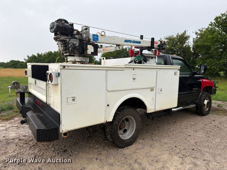 image for item EQ8041 1999 Dodge Ram 3500 utility bed pickup truck