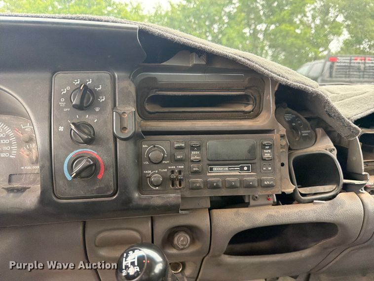image for item EQ8041 1999 Dodge Ram 3500 utility bed pickup truck