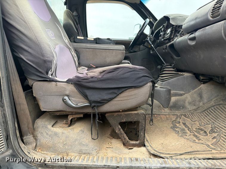 image for item EQ8041 1999 Dodge Ram 3500 utility bed pickup truck