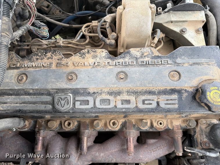 image for item EQ8041 1999 Dodge Ram 3500 utility bed pickup truck