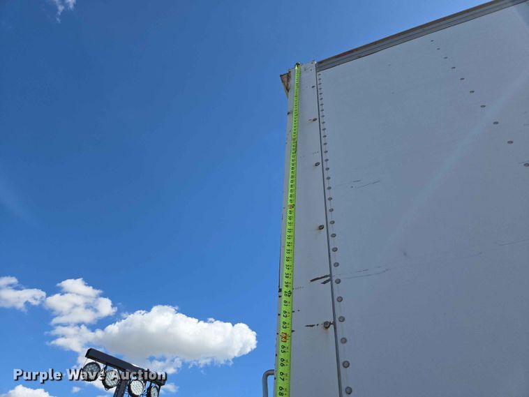 image for item ER1698 2003 International 4300 box truck