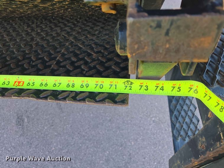 image for item ER1698 2003 International 4300 box truck