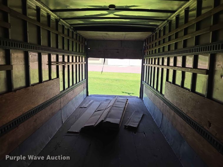 image for item ER1698 2003 International 4300 box truck