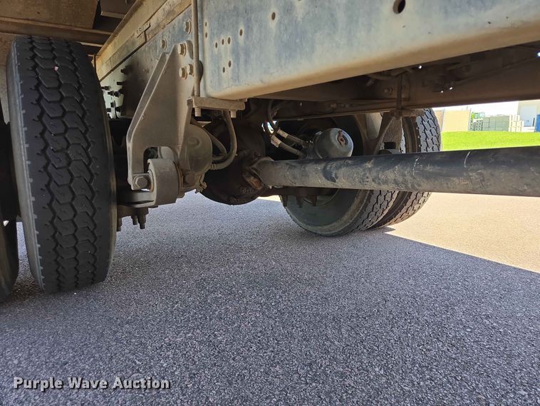 image for item ER1698 2003 International 4300 box truck