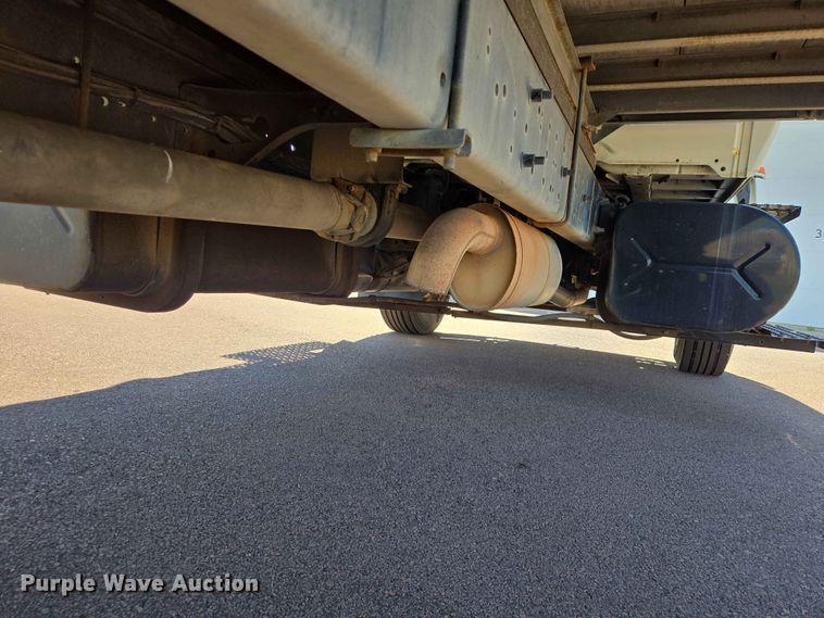 image for item ER1698 2003 International 4300 box truck