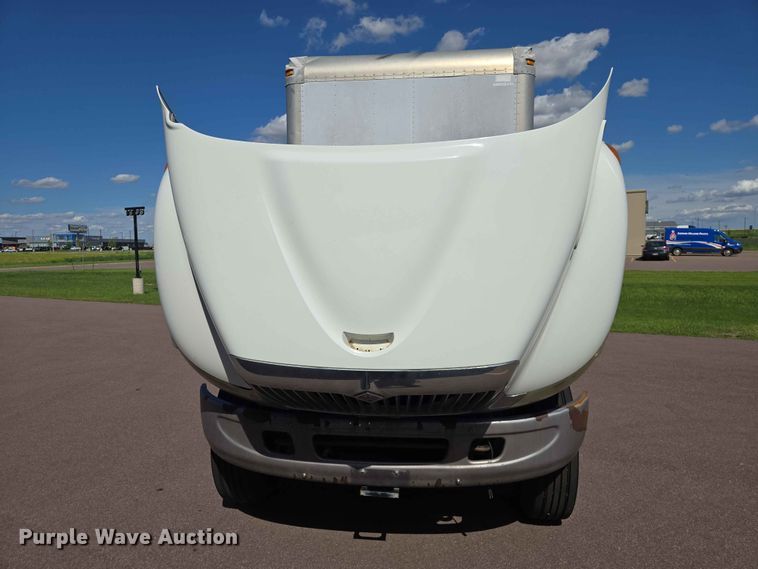 image for item ER1698 2003 International 4300 box truck
