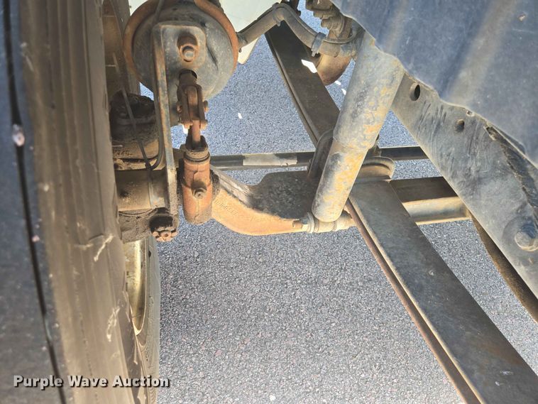 image for item ER1698 2003 International 4300 box truck