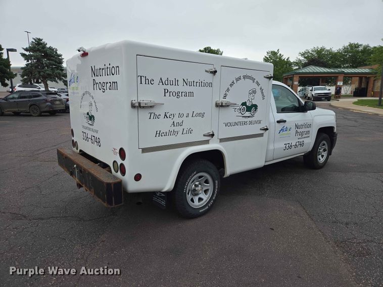 image for item ER1726 2015 Chevrolet Silverado 1500 pickup truck