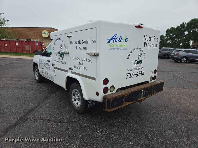 image for item ER1726 2015 Chevrolet Silverado 1500 pickup truck
