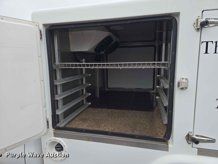 image for item ER1726 2015 Chevrolet Silverado 1500 pickup truck