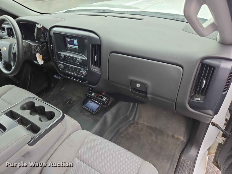image for item ER1726 2015 Chevrolet Silverado 1500 pickup truck