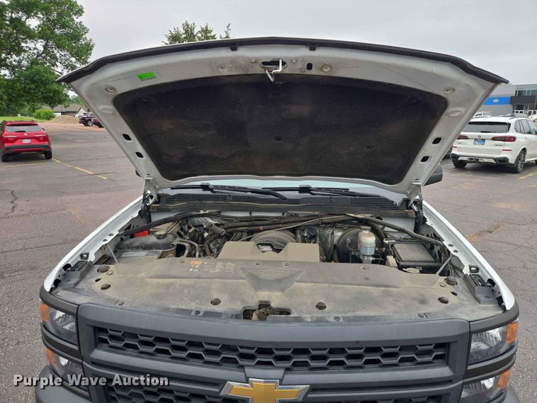 image for item ER1726 2015 Chevrolet Silverado 1500 pickup truck