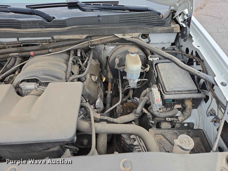 image for item ER1726 2015 Chevrolet Silverado 1500 pickup truck