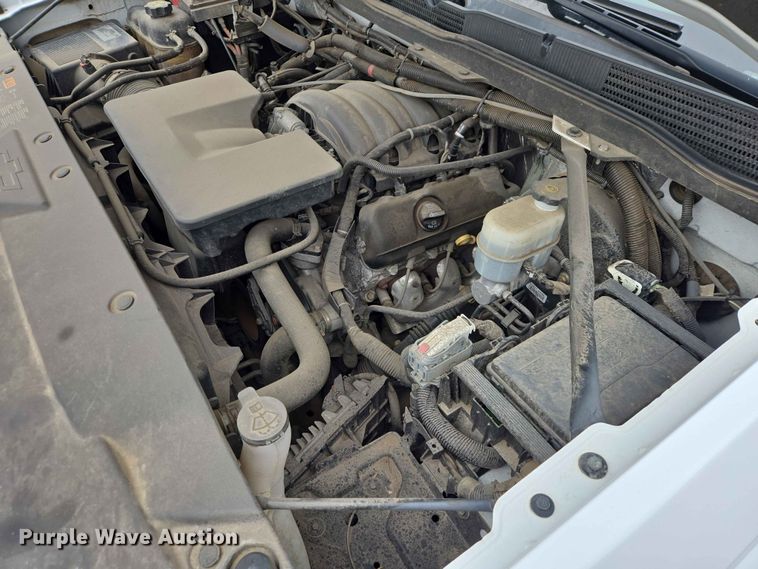 image for item ER1726 2015 Chevrolet Silverado 1500 pickup truck