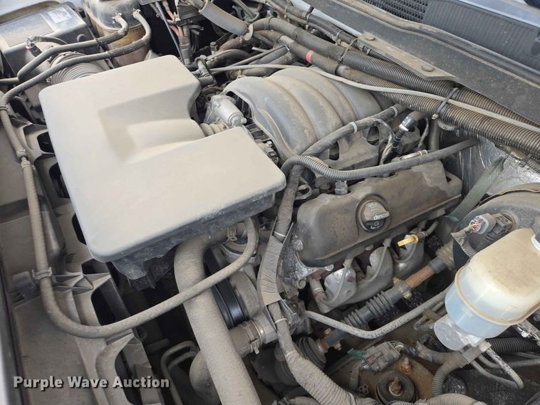image for item ER1726 2015 Chevrolet Silverado 1500 pickup truck