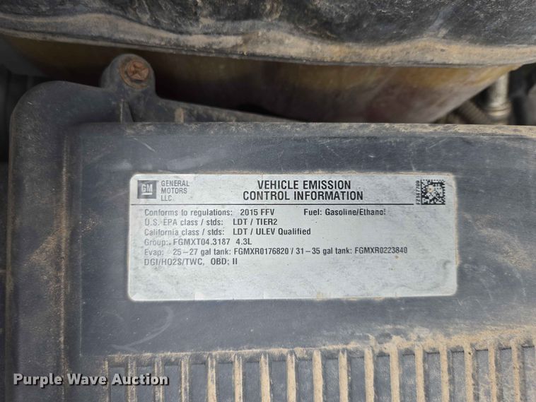 image for item ER1726 2015 Chevrolet Silverado 1500 pickup truck