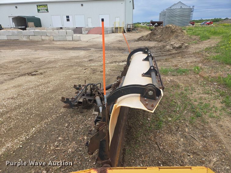 image for item ER1727 American Sno-Plows C12P3B51TE-RR snow plow
