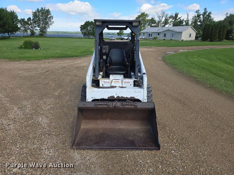 image for item ER1730 1997 Bobcat 553 skid steer loader