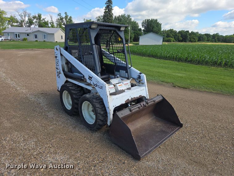 image for item ER1730 1997 Bobcat 553 skid steer loader
