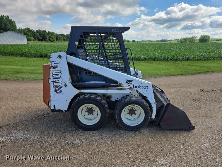 image for item ER1730 1997 Bobcat 553 skid steer loader