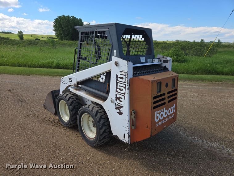 image for item ER1730 1997 Bobcat 553 skid steer loader