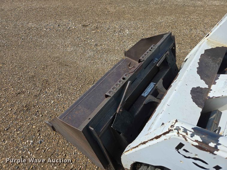image for item ER1730 1997 Bobcat 553 skid steer loader