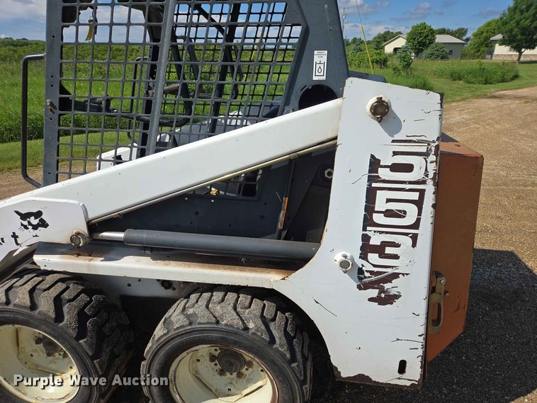 image for item ER1730 1997 Bobcat 553 skid steer loader
