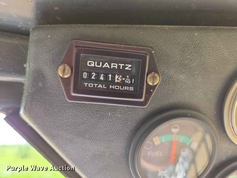 image for item ER1730 1997 Bobcat 553 skid steer loader