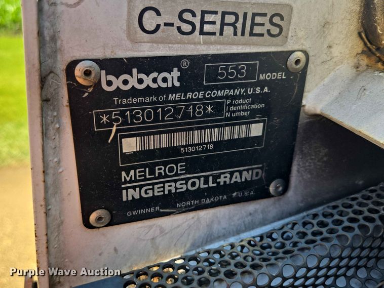 image for item ER1730 1997 Bobcat 553 skid steer loader