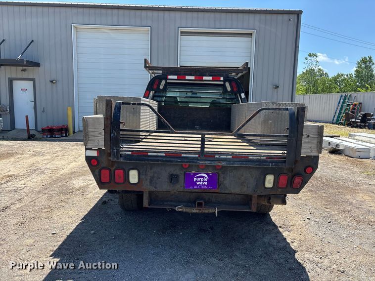 image for item ER3039 2008 Ford F250 XL Super Duty Crew Cab flatbed pickup truck