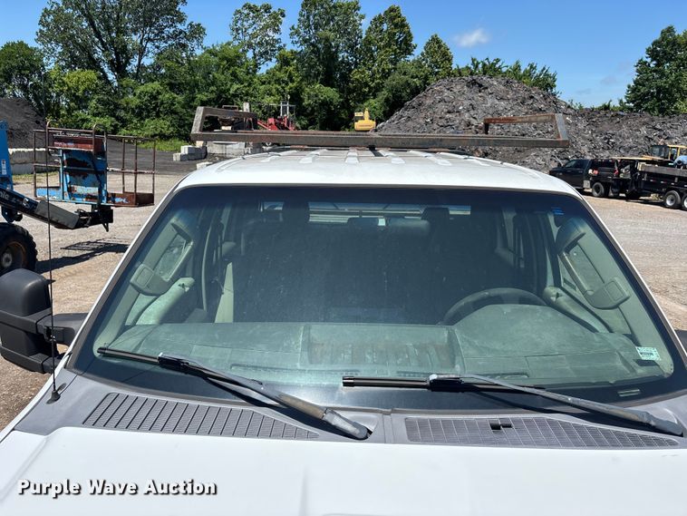 image for item ER3039 2008 Ford F250 XL Super Duty Crew Cab flatbed pickup truck
