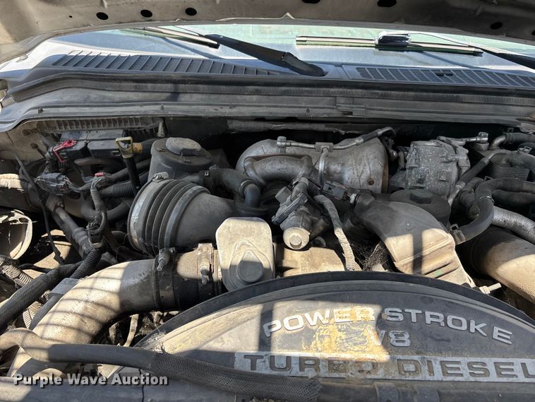 image for item ER3039 2008 Ford F250 XL Super Duty Crew Cab flatbed pickup truck
