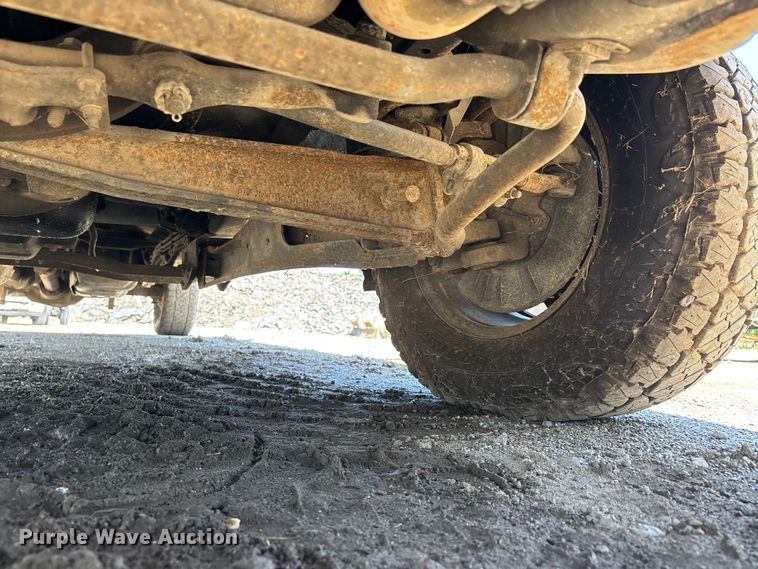 image for item ER3039 2008 Ford F250 XL Super Duty Crew Cab flatbed pickup truck