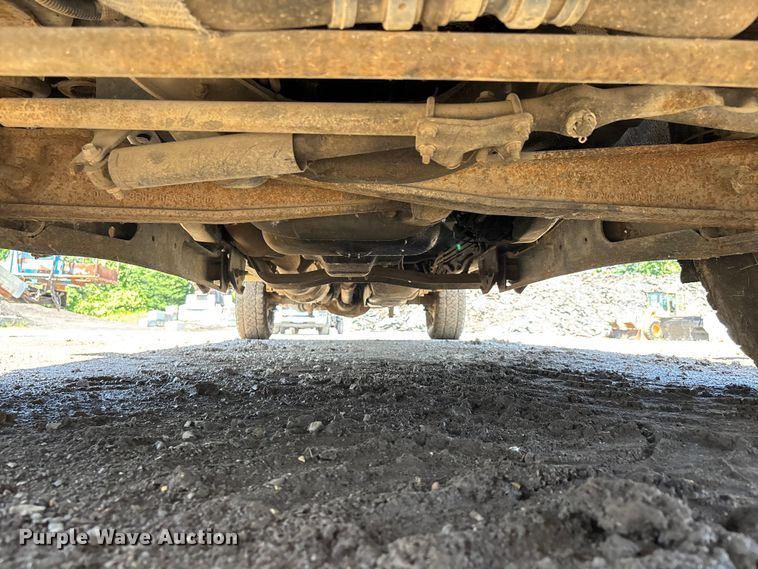 image for item ER3039 2008 Ford F250 XL Super Duty Crew Cab flatbed pickup truck
