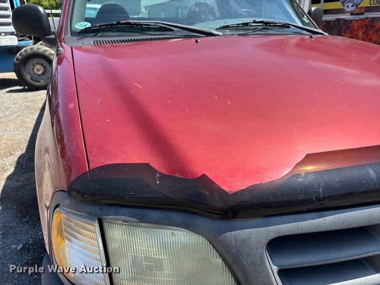 image for item ER3041 2002 Ford F150 pickup truck