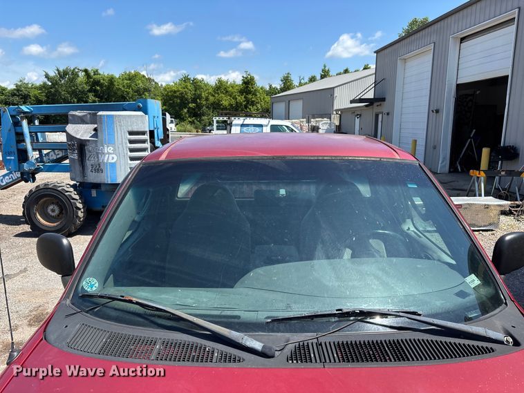 image for item ER3041 2002 Ford F150 pickup truck
