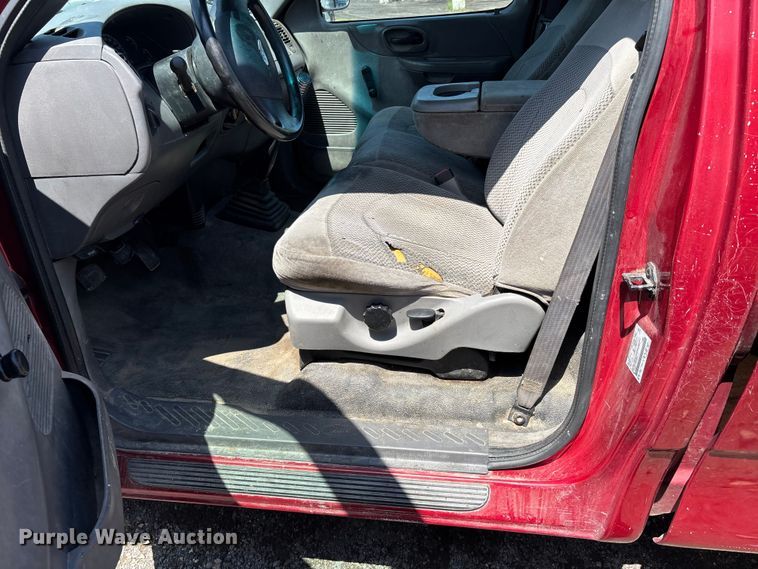 image for item ER3041 2002 Ford F150 pickup truck