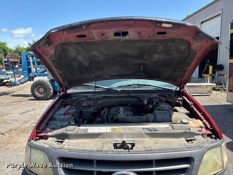 image for item ER3041 2002 Ford F150 pickup truck