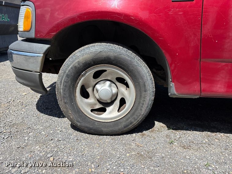 image for item ER3041 2002 Ford F150 pickup truck