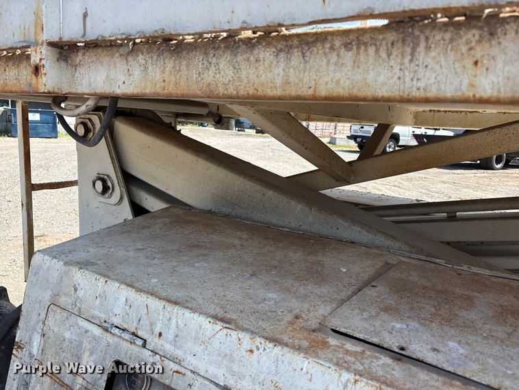image for item ER3043 Simon Aerials 2570 RT scissor lift