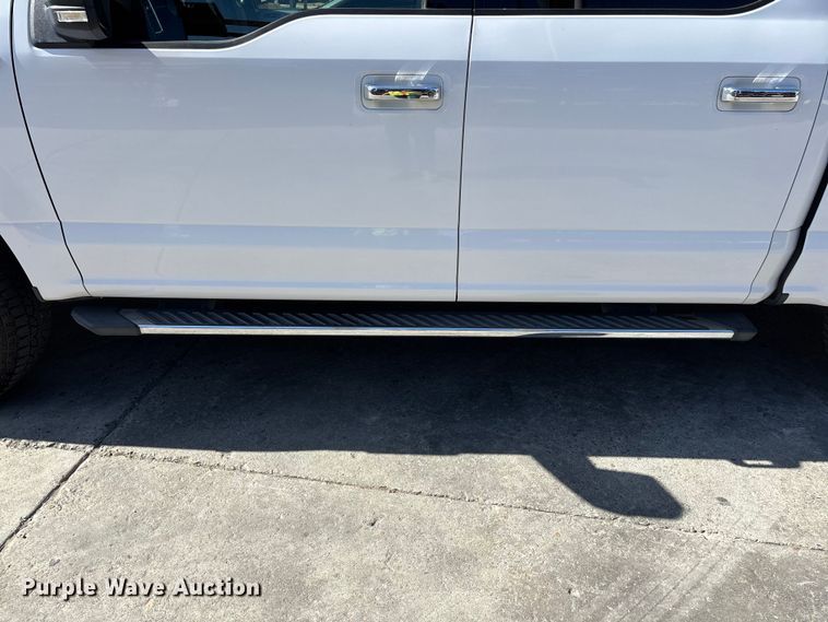 image for item ER7652 2016 Ford F150 Crew Cab pickup truck