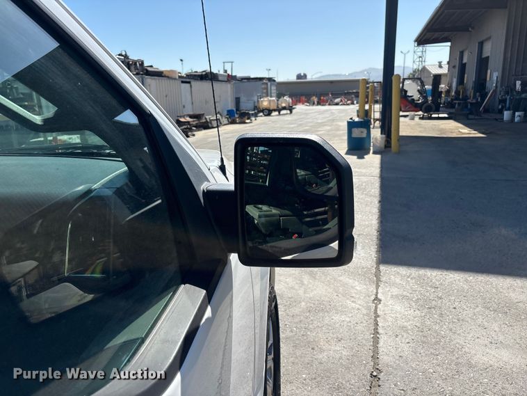 image for item ER7652 2016 Ford F150 Crew Cab pickup truck