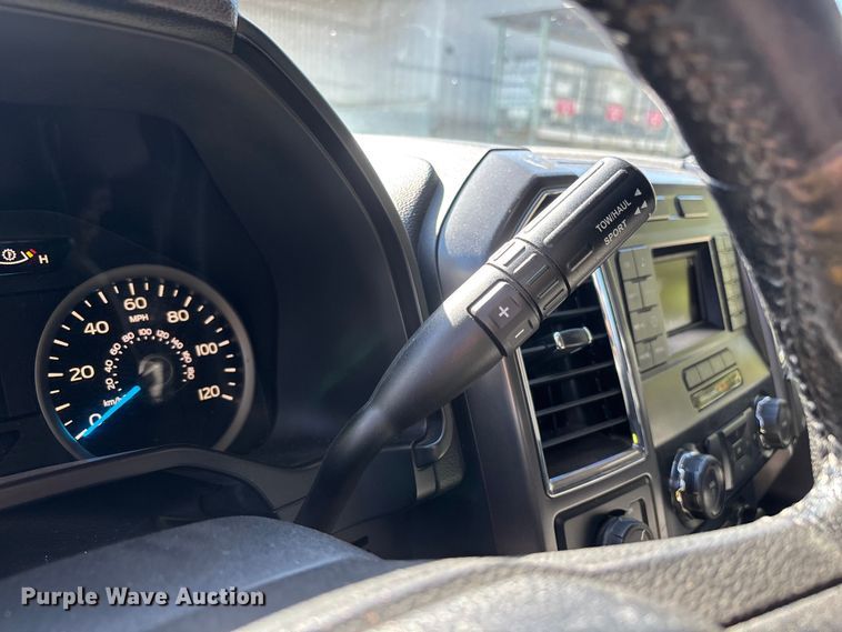 image for item ER7652 2016 Ford F150 Crew Cab pickup truck