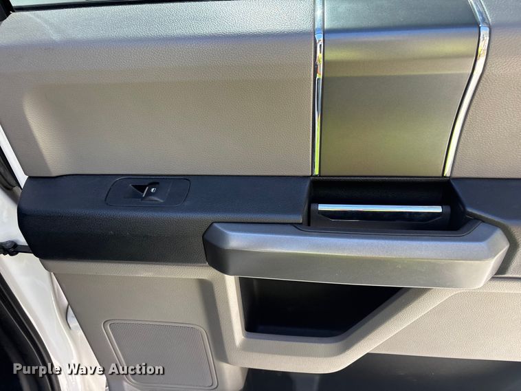 image for item ER7652 2016 Ford F150 Crew Cab pickup truck