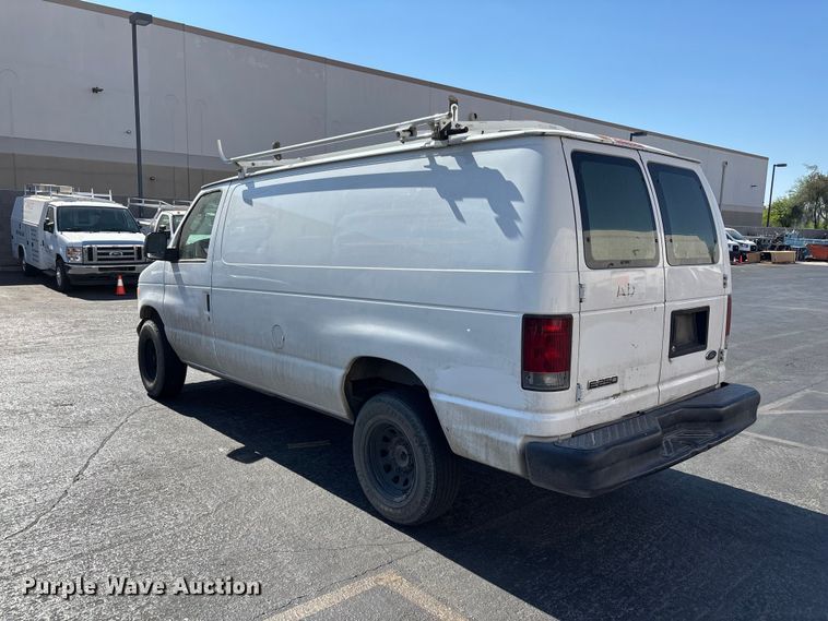 image for item ER7665 2006 Ford E250 van