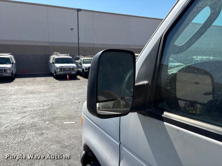 image for item ER7665 2006 Ford E250 van
