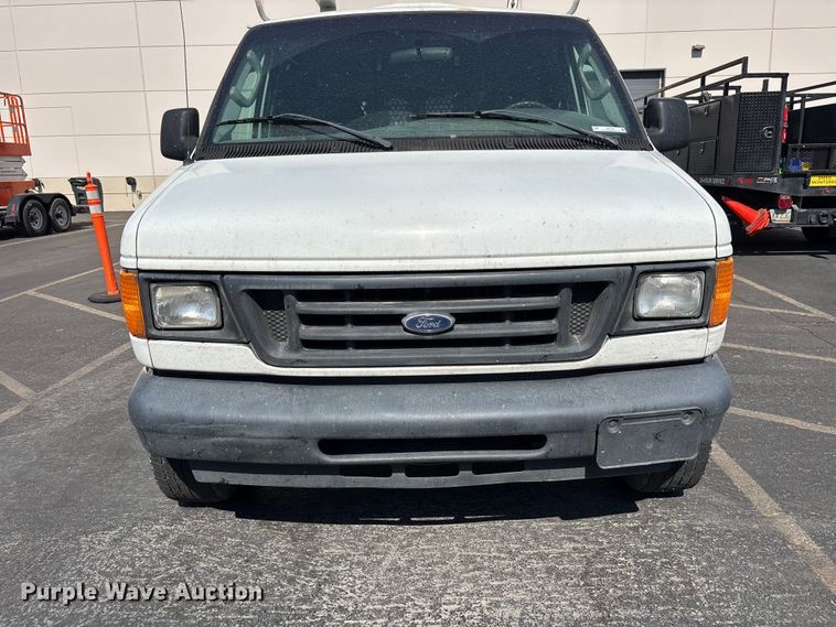 image for item ER7665 2006 Ford E250 van