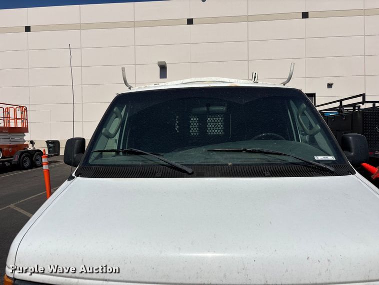 image for item ER7665 2006 Ford E250 van