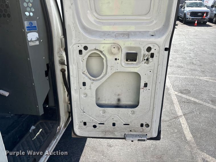 image for item ER7665 2006 Ford E250 van