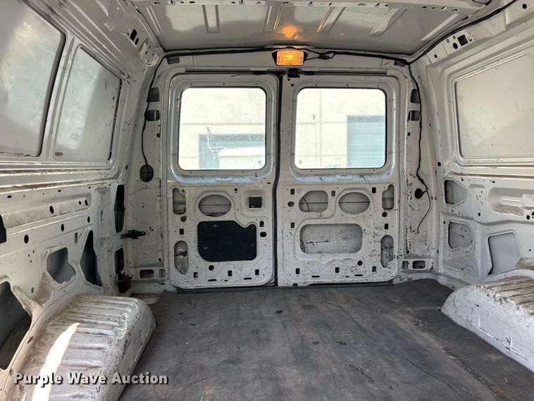 image for item ER7665 2006 Ford E250 van